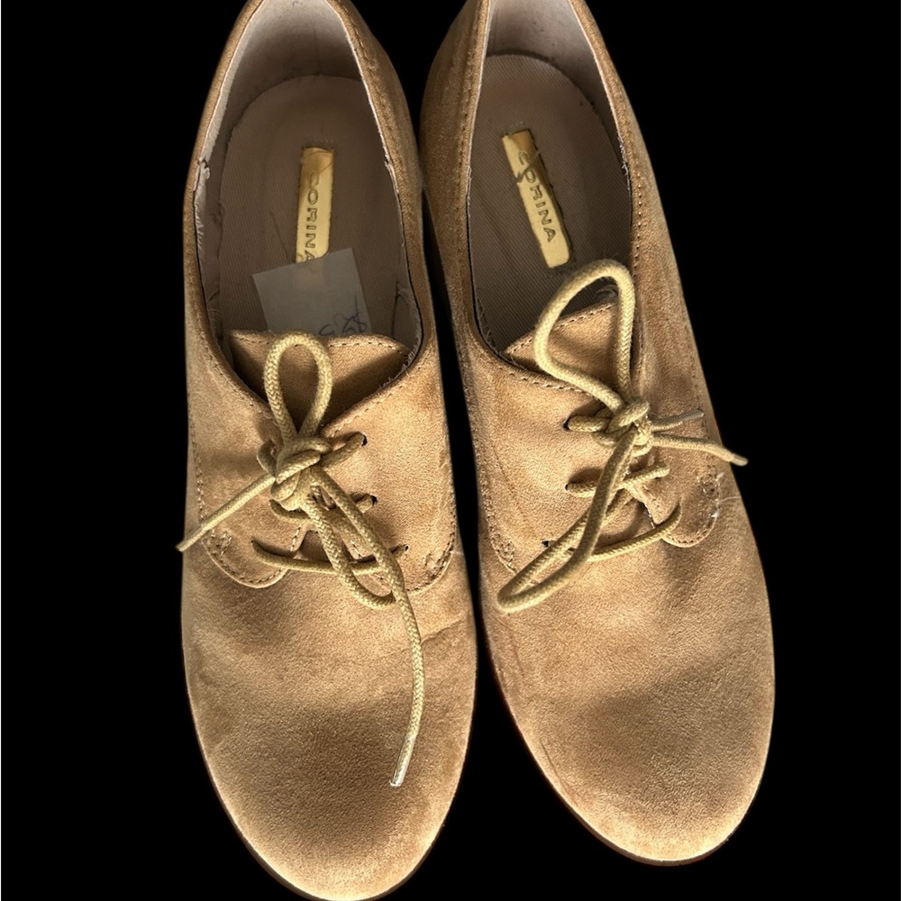Sleek Tan Flats by